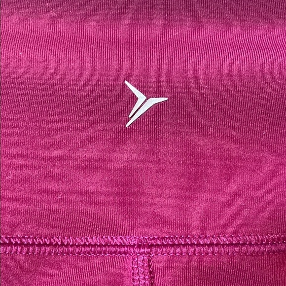 Old Navy Active Women’s Burgundy Leggings, Medium - Picture 2 of 5